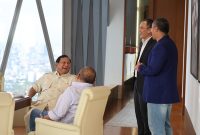 Calon Presiden Prabowo Subianto bertemu dengan pengusaha dan politisi Aburizal Bakrie, (Dok. Tim Media Prabowo Subianto)