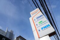 BRI memberikan apresiasi kepada Pegadaian yang telah mendapat izin menjalankan kegiatan usaha bulion dari OJK melalui surat Persetujuan Penyelenggaraan Kegiatan Usaha Bulion PT Pegadaian. (Dok. BRI)