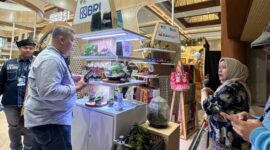 Kementerian BUMN melalui Rumah BUMN hadir dengan membawa 52 UMKM binaan, menghadirkan 149 jenis produk unggulan dalam Pameran INACRAFT 2025. 