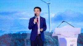 Dong Yinming, CEO of Goldwind Asia, delivers a keynote address at the GWEC APAC Wind Energy Summit